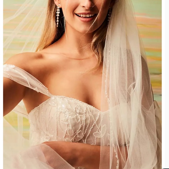 Bead and Pearl Trimmed Chapel Length Veil Davids bridal unopened from Davids bri - Picture 4 of 12